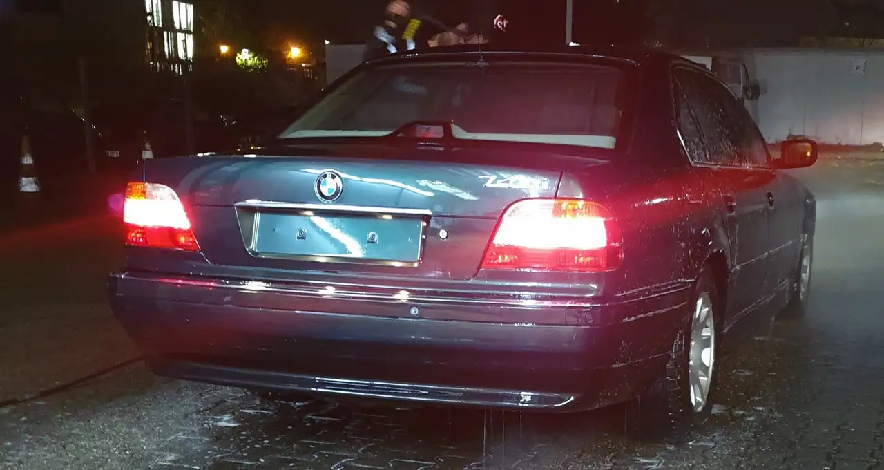 BMW 740i, foto 7