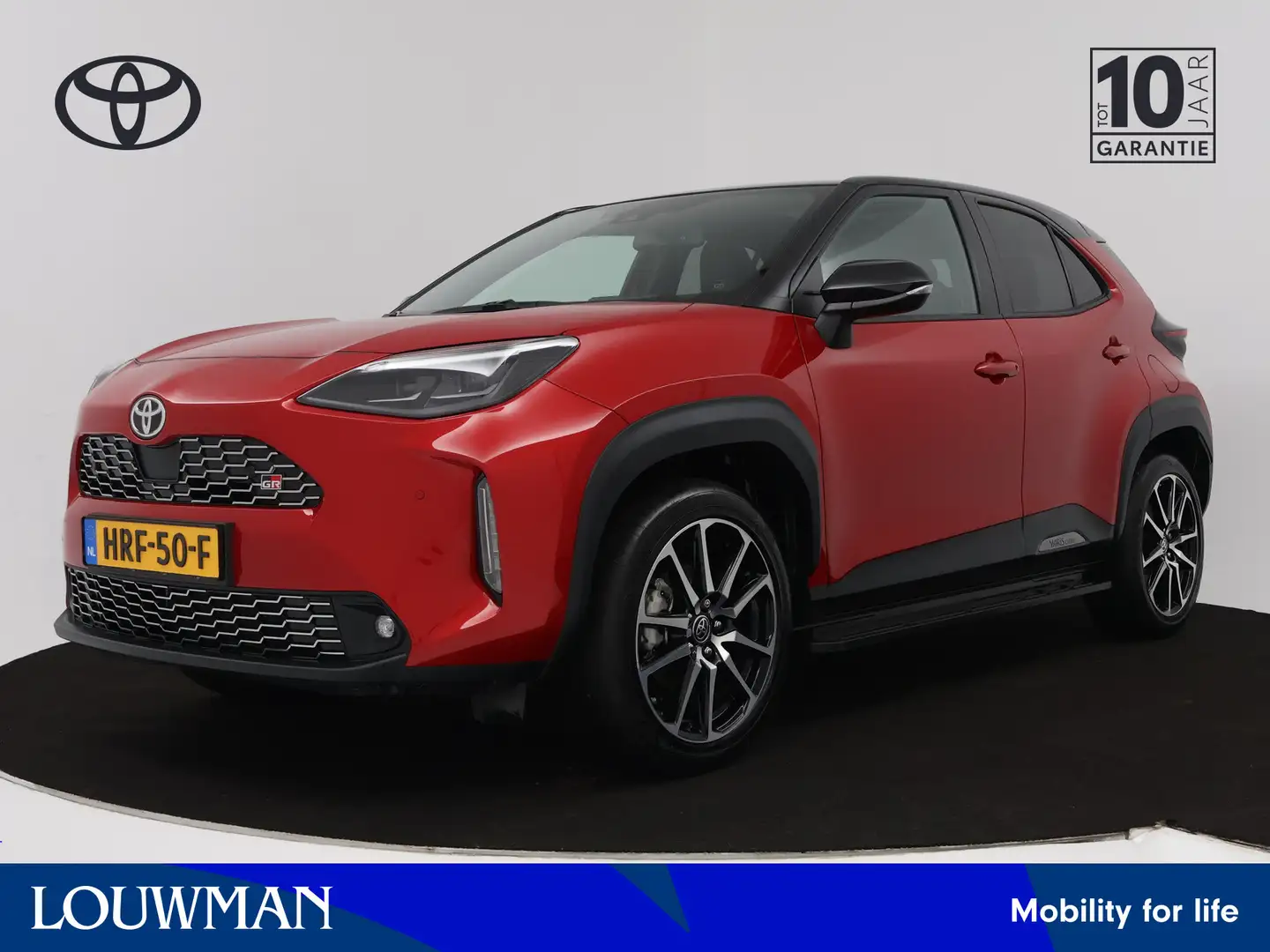 Toyota Yaris Cross 1.5 Hybrid GR Sport | Navigatie | Treeplanken | Pa Rood - 1