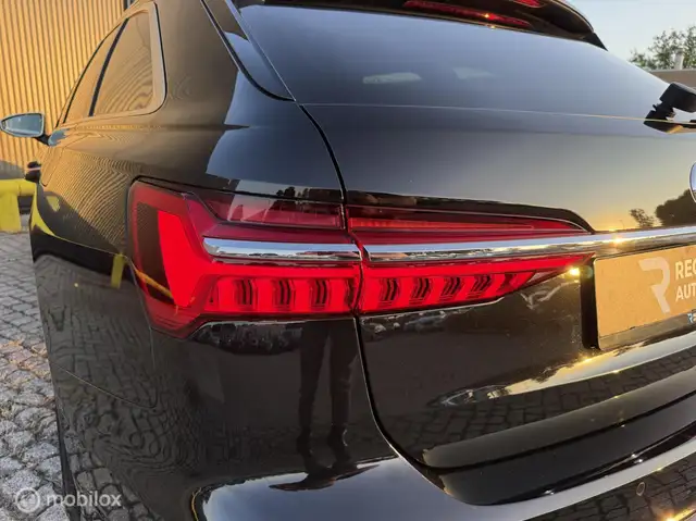 Audi A6 view 11