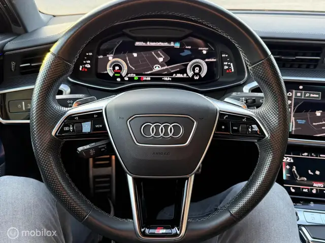 Audi A6 view 14