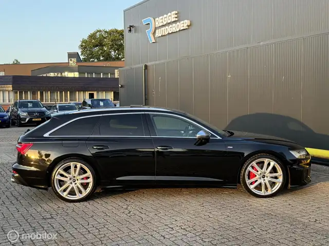Audi A6 view 10