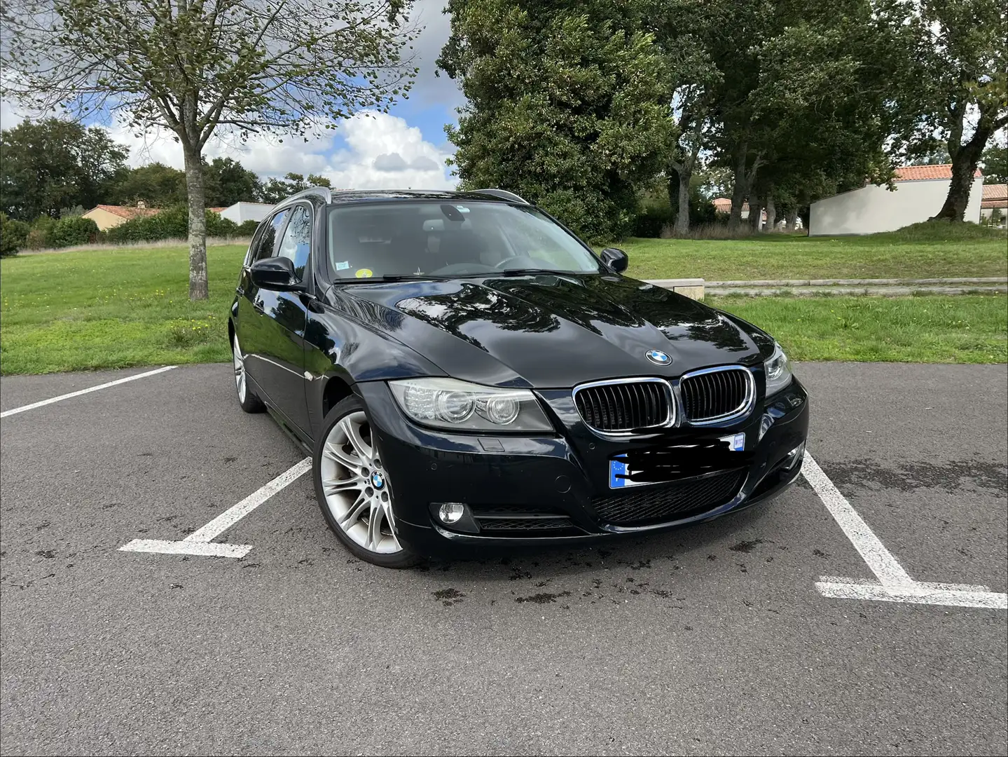 BMW 330 Touring 330d 245 ch Edition Luxe A - 1