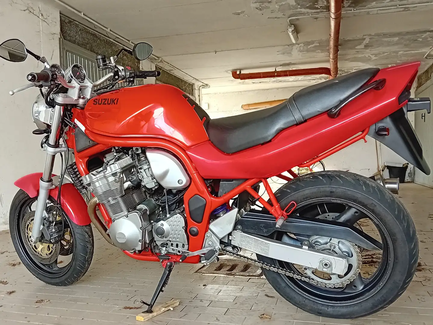 Suzuki Bandit 600 Kırmızı - 2