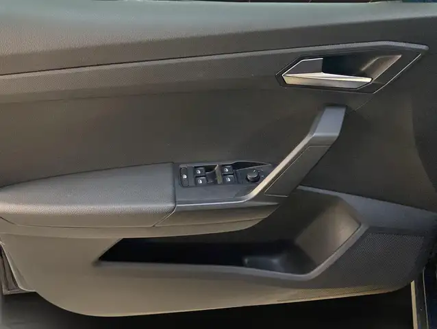Seat Arona view 9