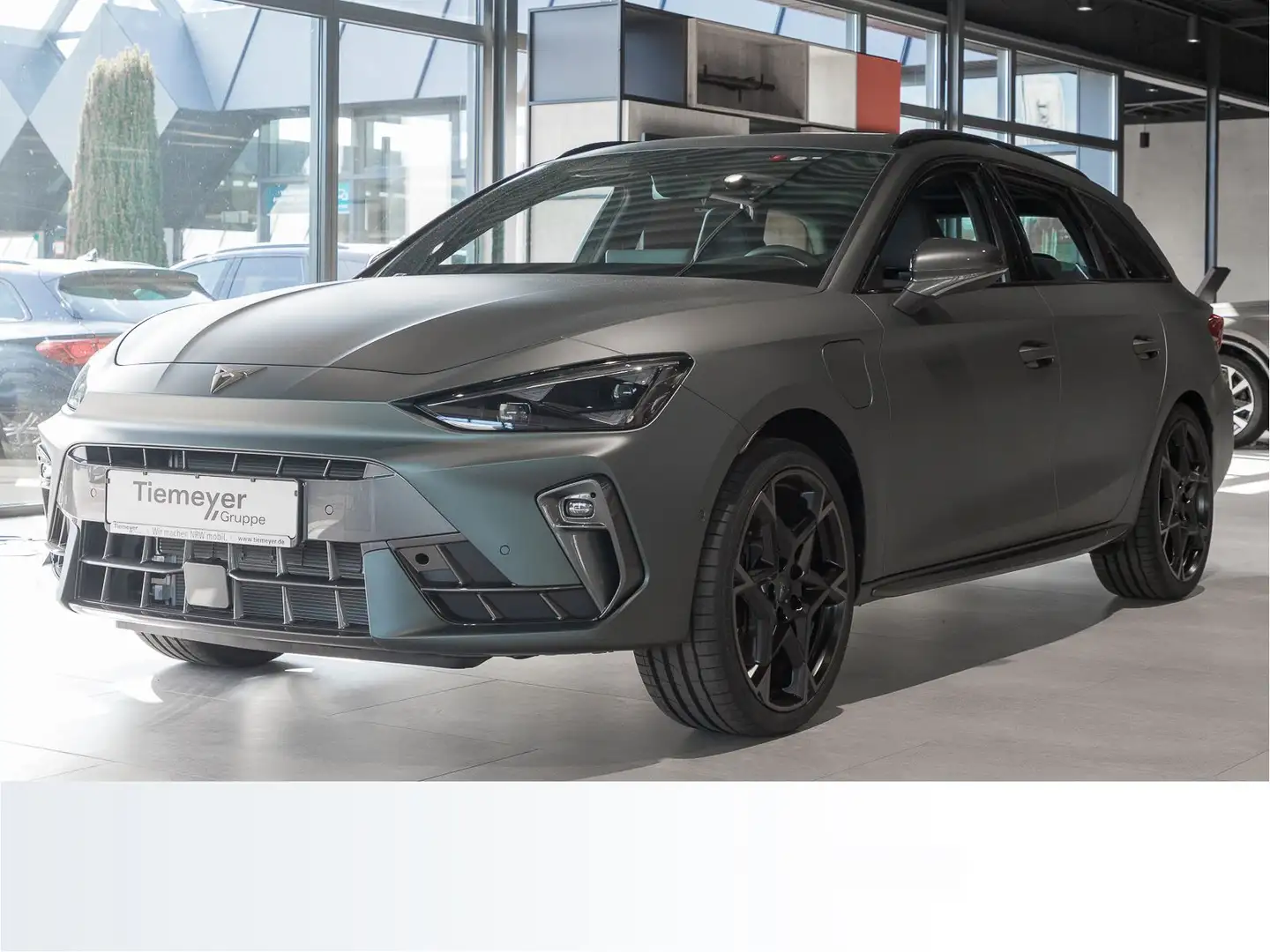 CUPRA Leon Sportstourer 1.5 e-HYBRID DSG VZ SENNHEISER Grau - 2