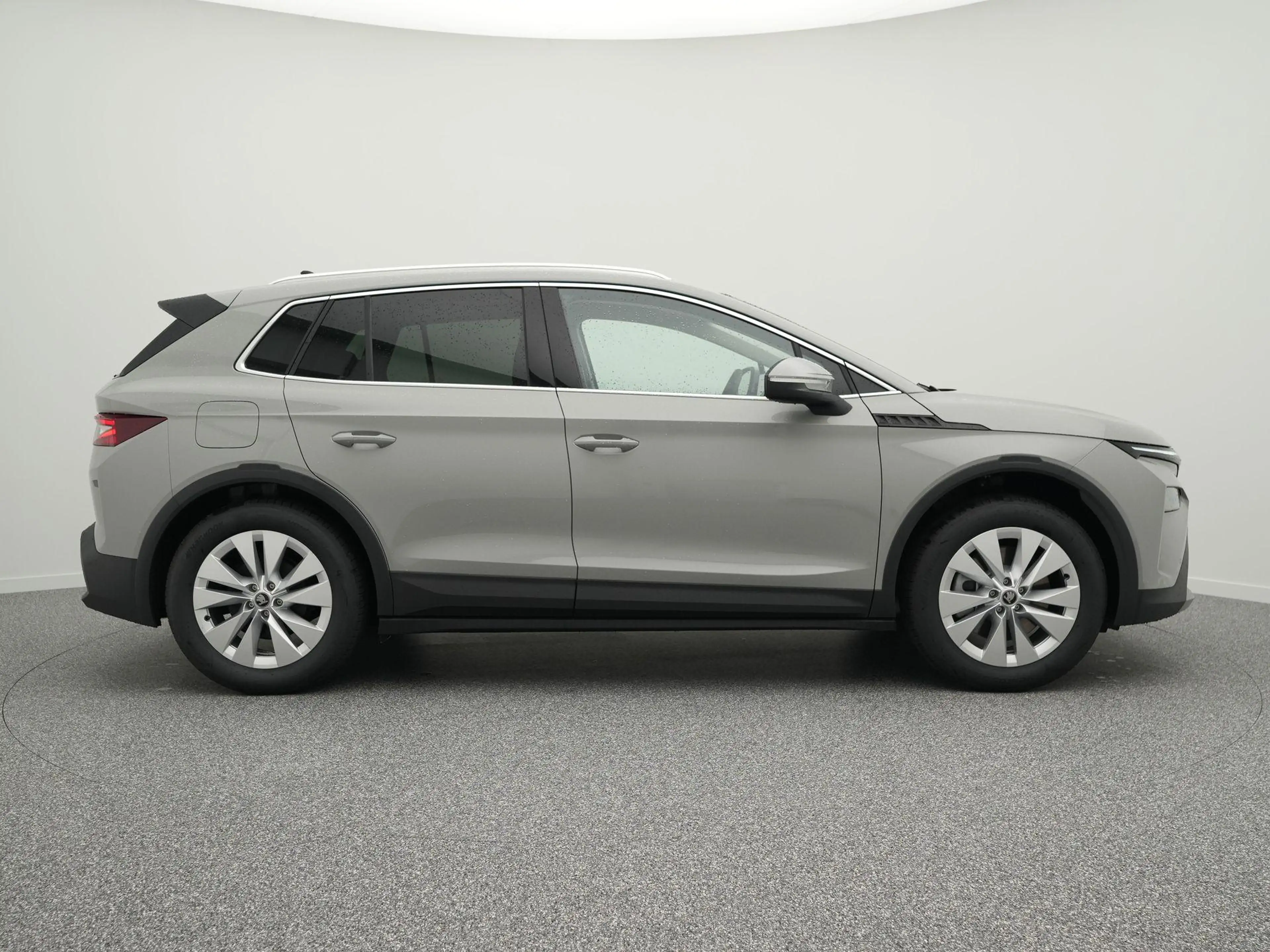 Skoda Elroq Business Edition 85 | Trekhaak | Stoelverwarming | — photo 12