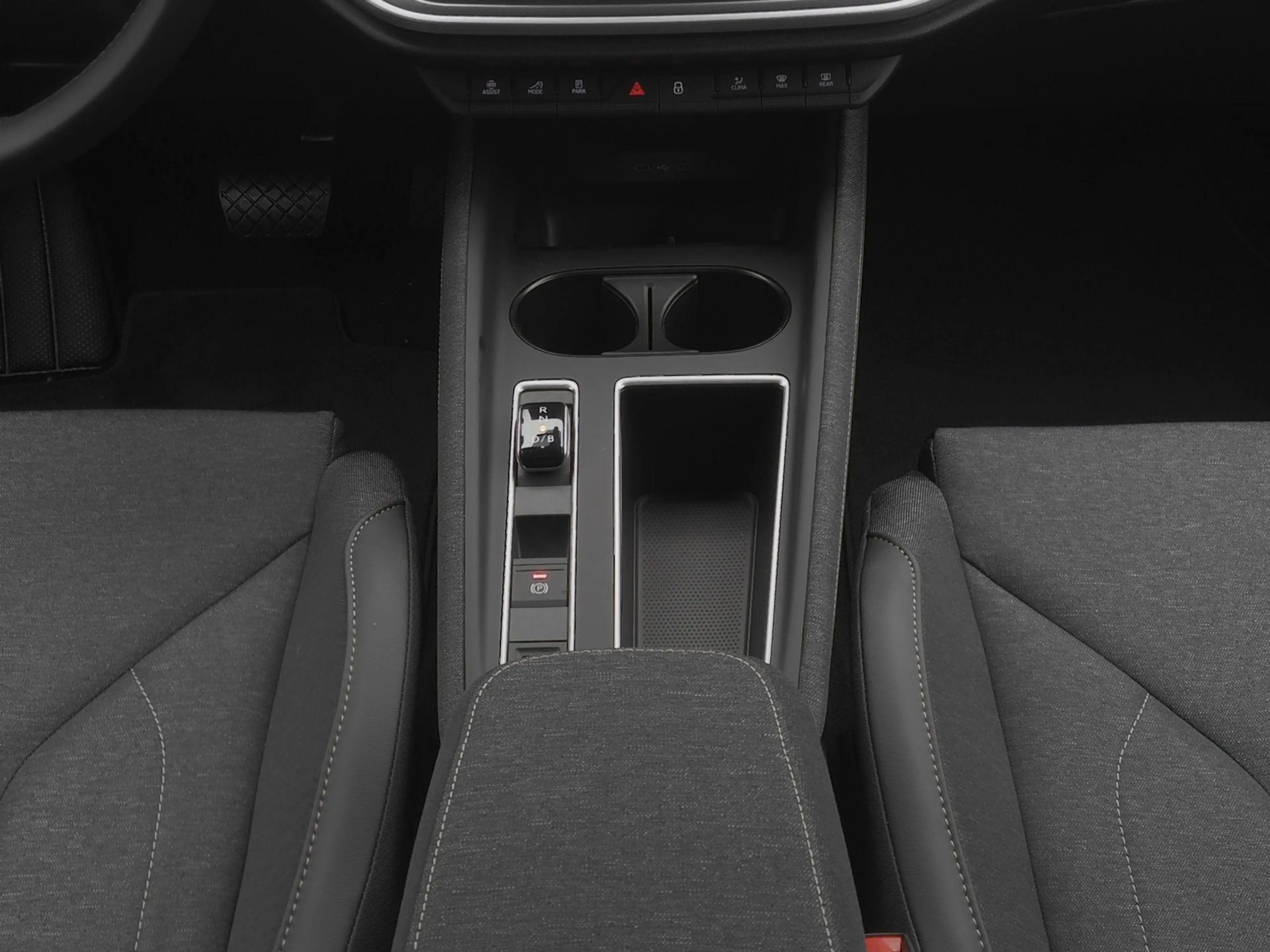 Skoda Elroq Business Edition 85 | Trekhaak | Stoelverwarming | — photo 9