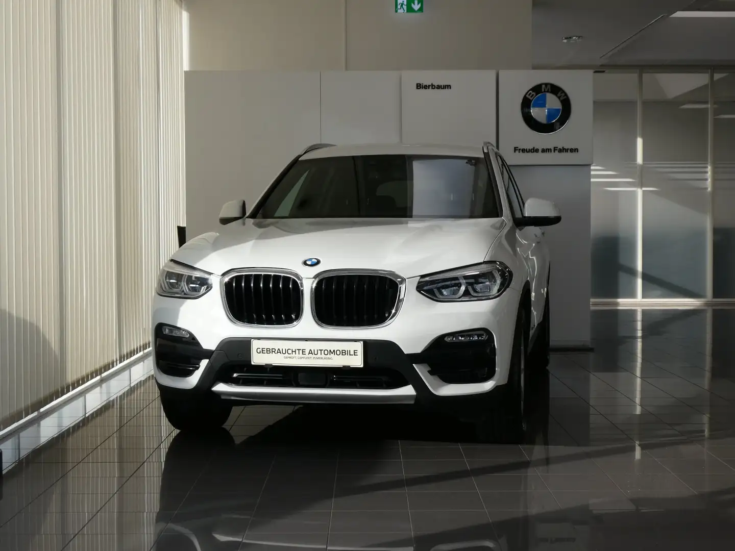 BMW X3 xDrive20d Weiß - 2