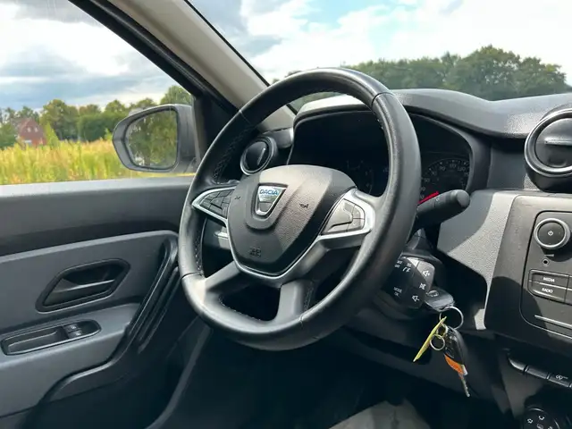 Dacia Duster view 21