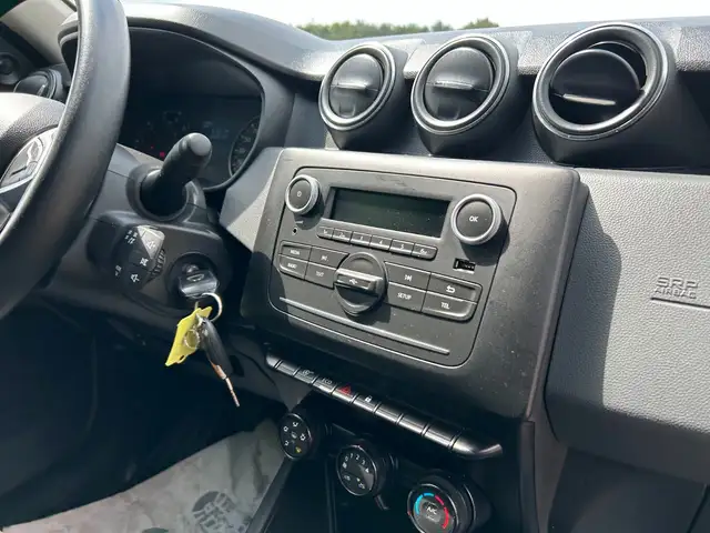 Dacia Duster view 22