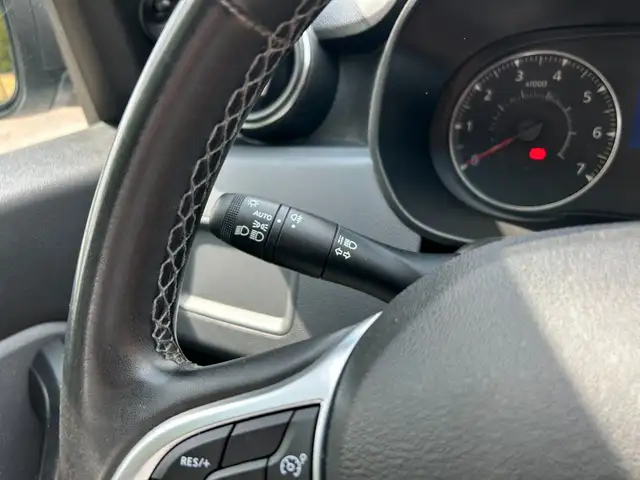 Dacia Duster view 30