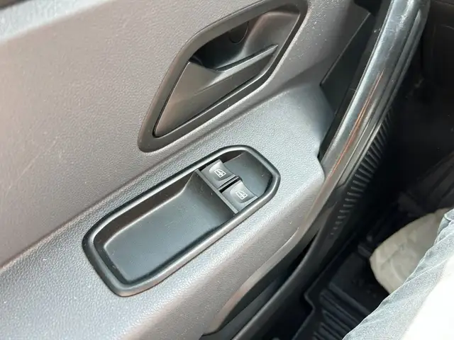 Dacia Duster view 29