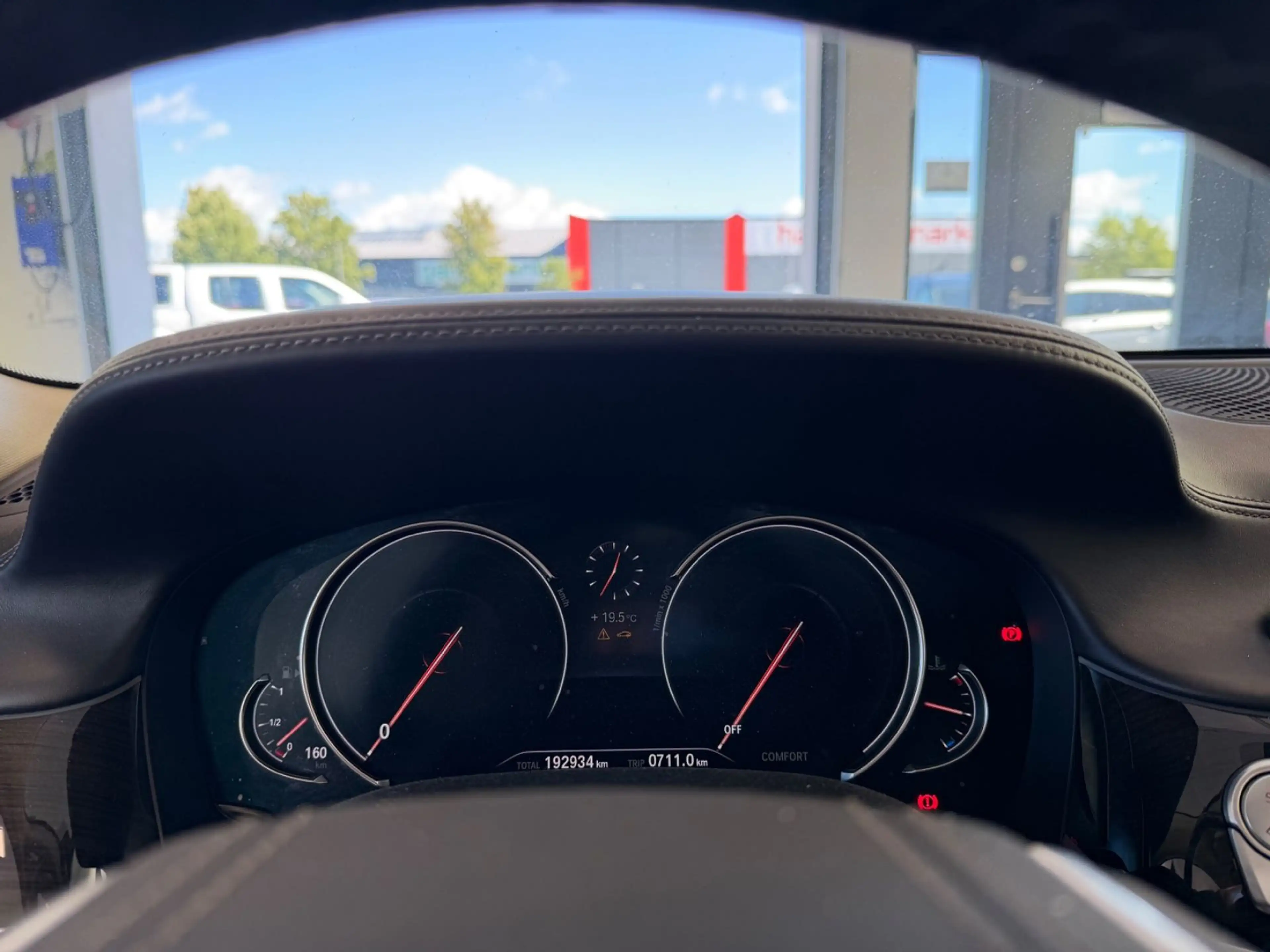 BMW 750 i xDrive | LASER | MASSAGE | HUD | 360° | AHK — photo 14