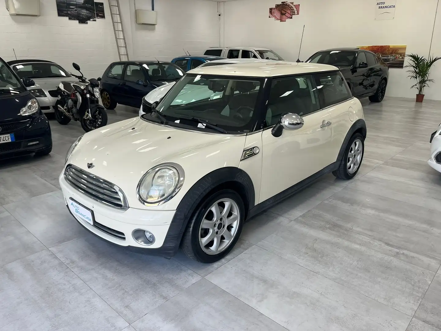 MINI One Hatchback 1.4 Wit - 1