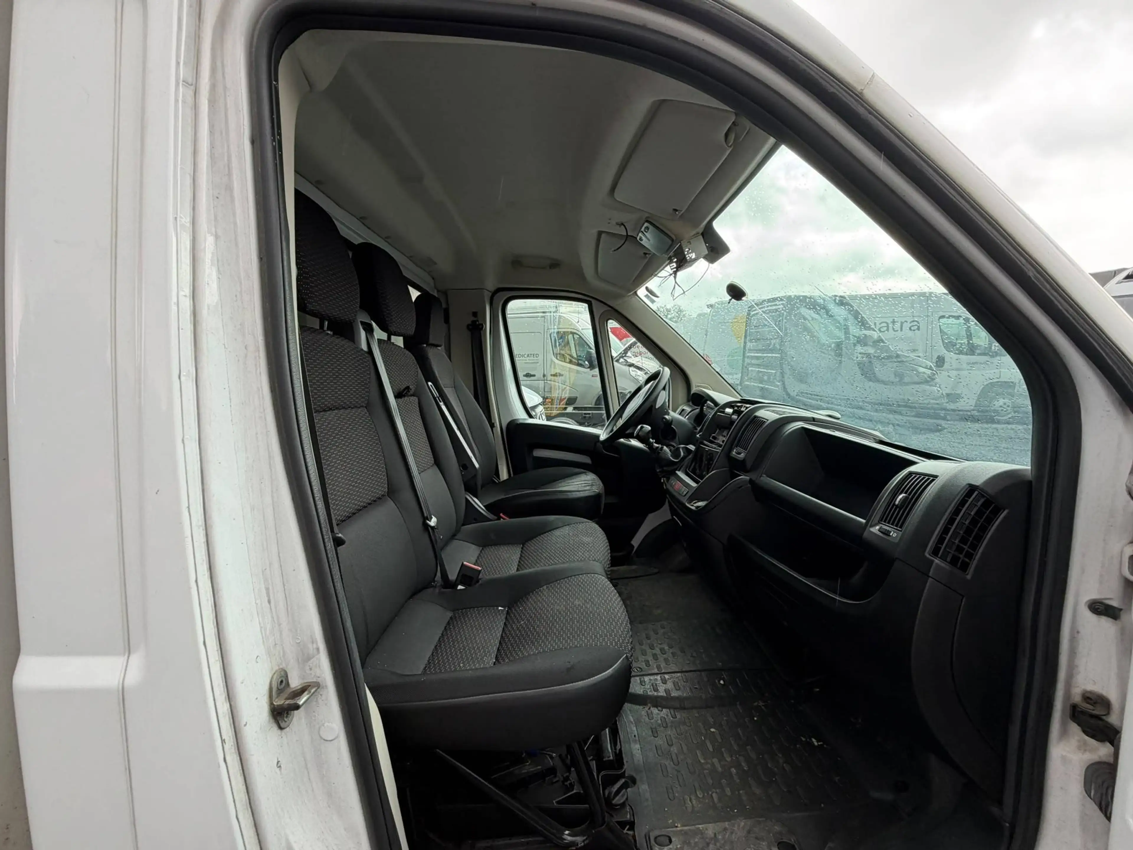 Peugeot Boxer (Stock ID 93000) — photo 10