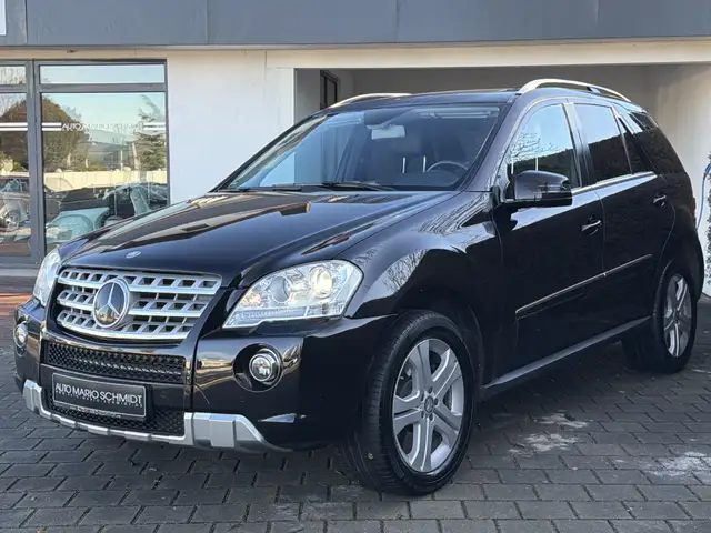 Mercedes-Benz ML 500 5,5l V8 AMG Comand Bi Xenon H&K AHK RFK