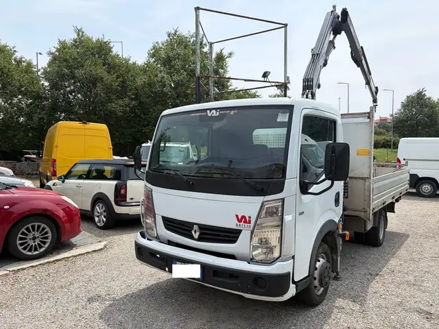 Nissan Cabstar 2.5 HDI ( RENAULT MAXITY ) !!