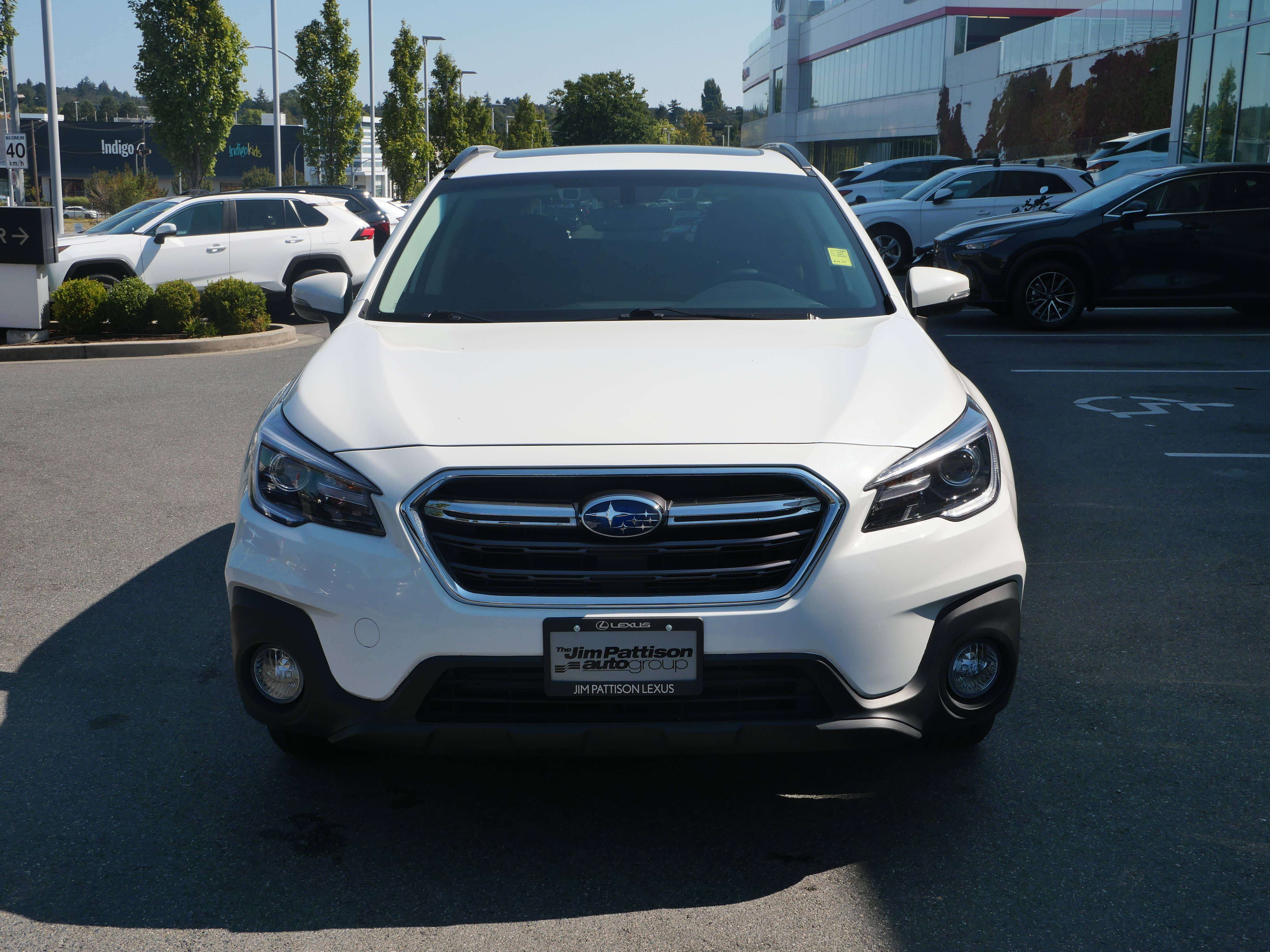 2018 Subaru Outback 3.6R Premier w-EyeSight Pkg | One Owner | — снимка 1
