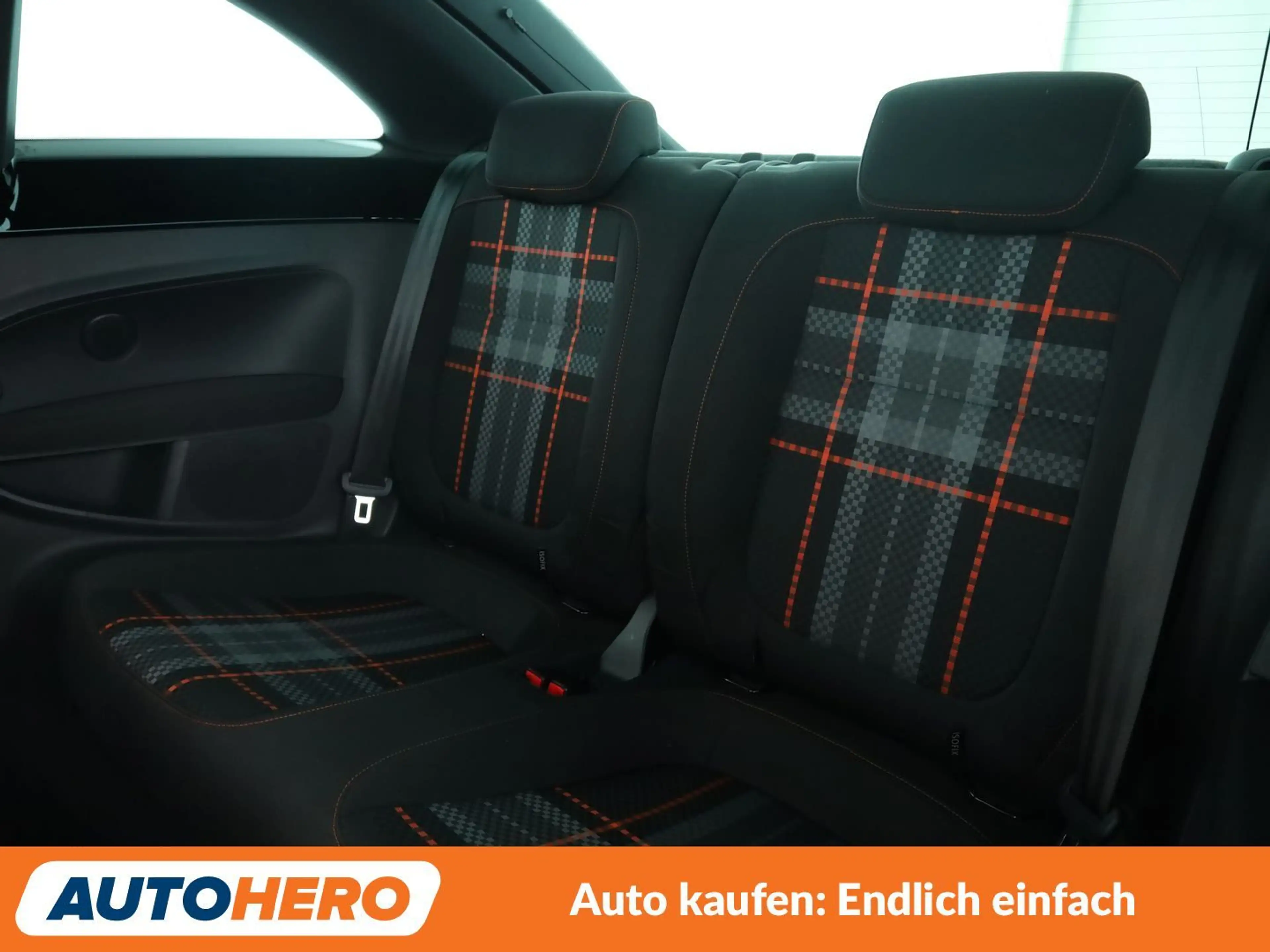 Volkswagen Beetle 1.2 TSI Club BMT*NAVI*TEMPO*PDC* — photo 14
