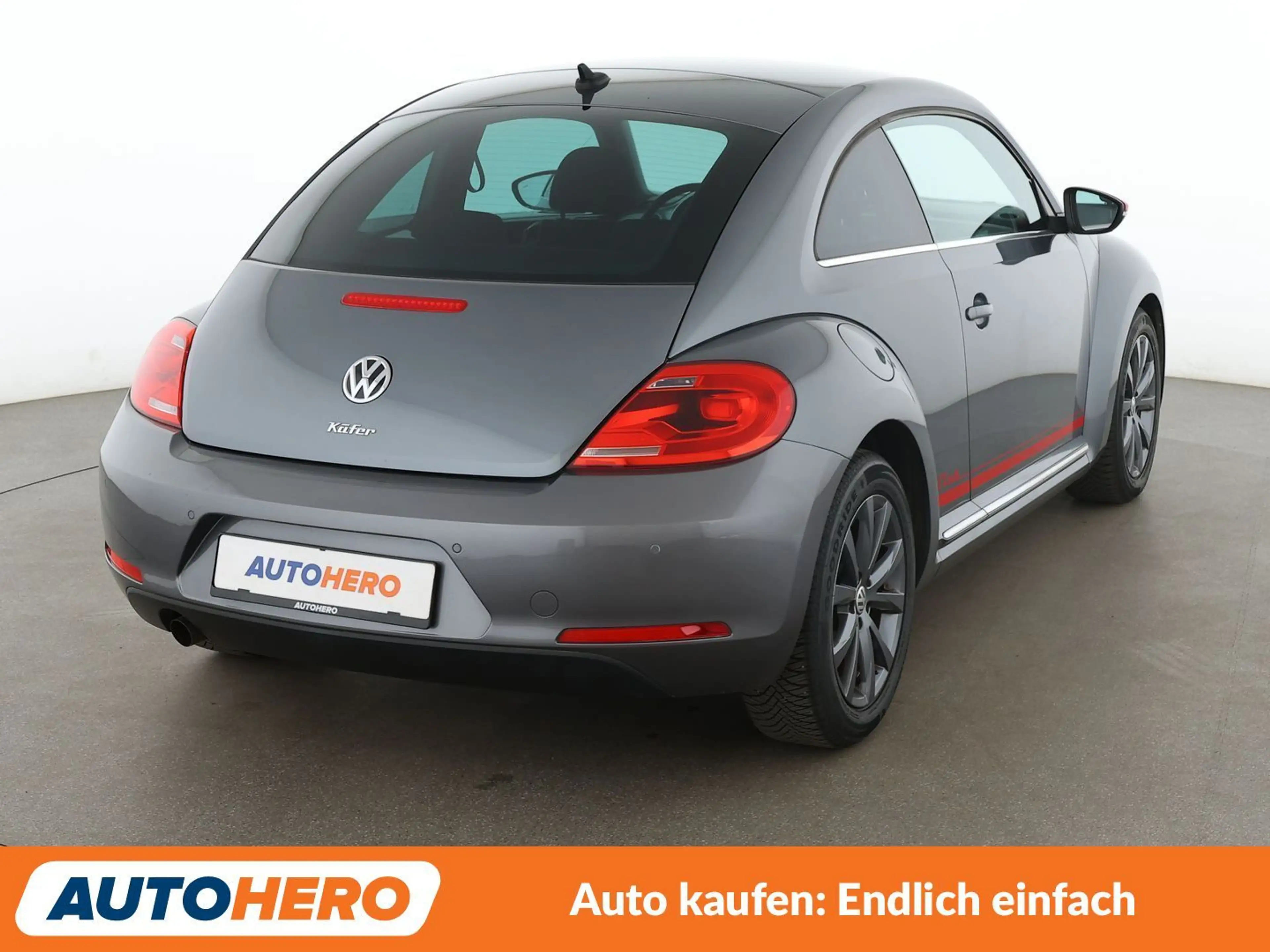 Volkswagen Beetle 1.2 TSI Club BMT*NAVI*TEMPO*PDC* — photo 6