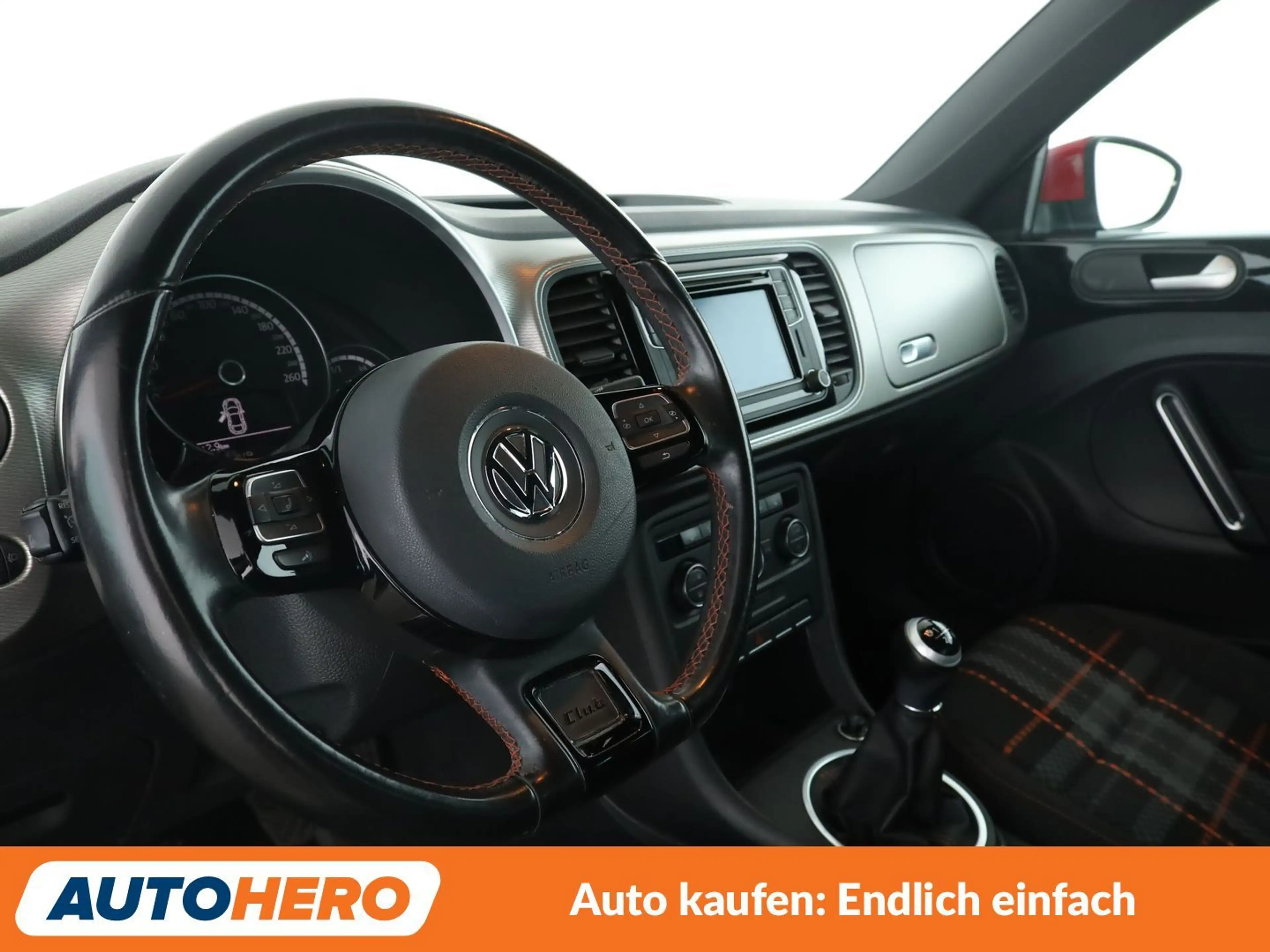 Volkswagen Beetle 1.2 TSI Club BMT*NAVI*TEMPO*PDC* — photo 11