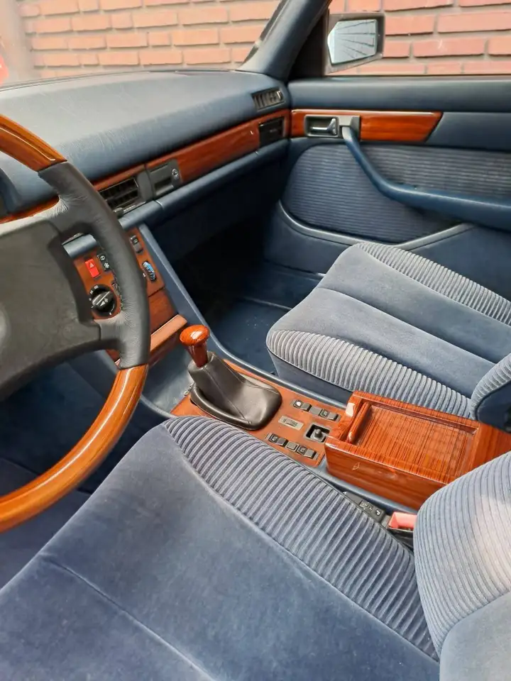 Mercedes-Benz 280 SEL, foto 2