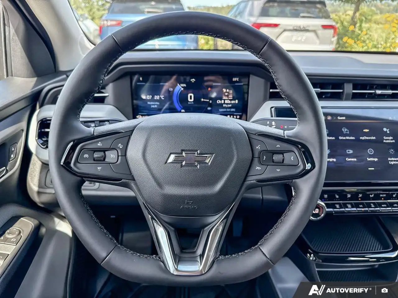 Chevrolet Bolt снимка Chevrolet Bolt