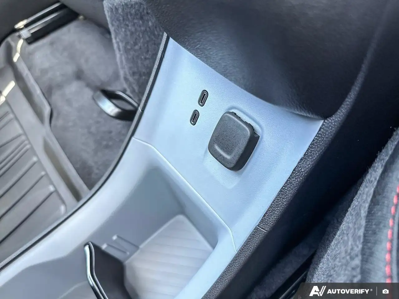 Chevrolet Bolt снимка Chevrolet Bolt