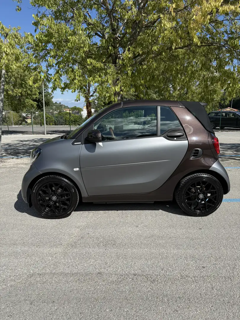 smart forTwo smart cabrio brabus tailor made Marrone - 2