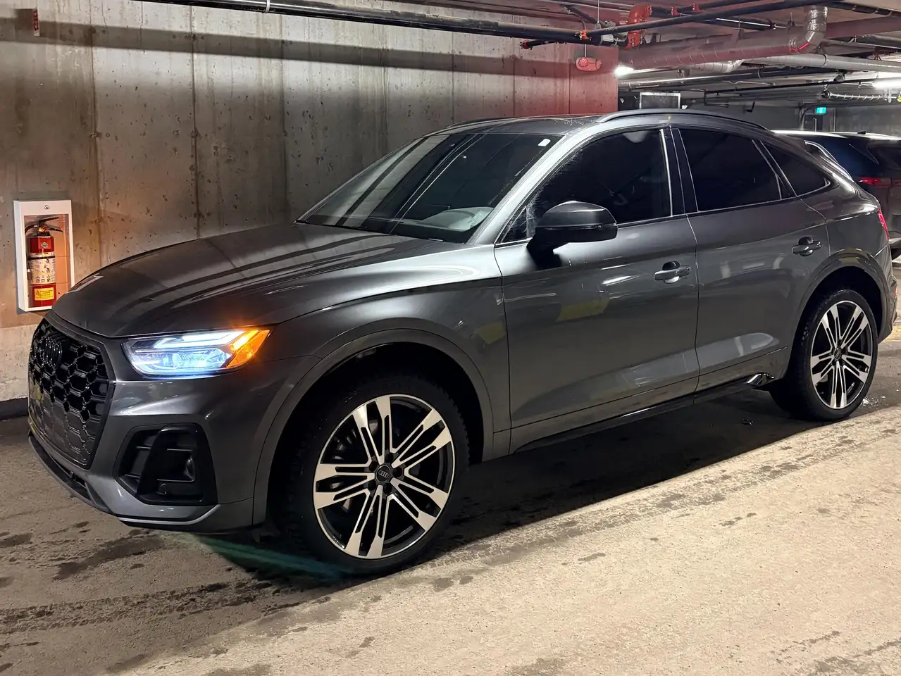 Audi SQ5 снимка Audi SQ5