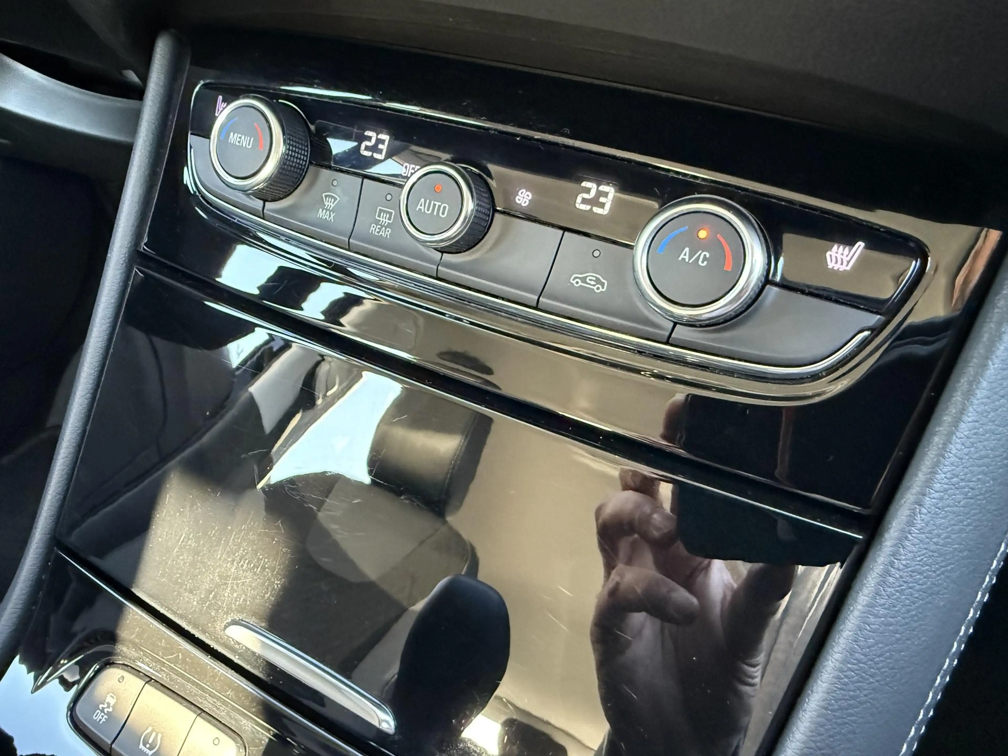 Opel Grandland X 1.5 D Elegance 96 kW (131 PS), Autom. 8-Gang, F... — photo 20