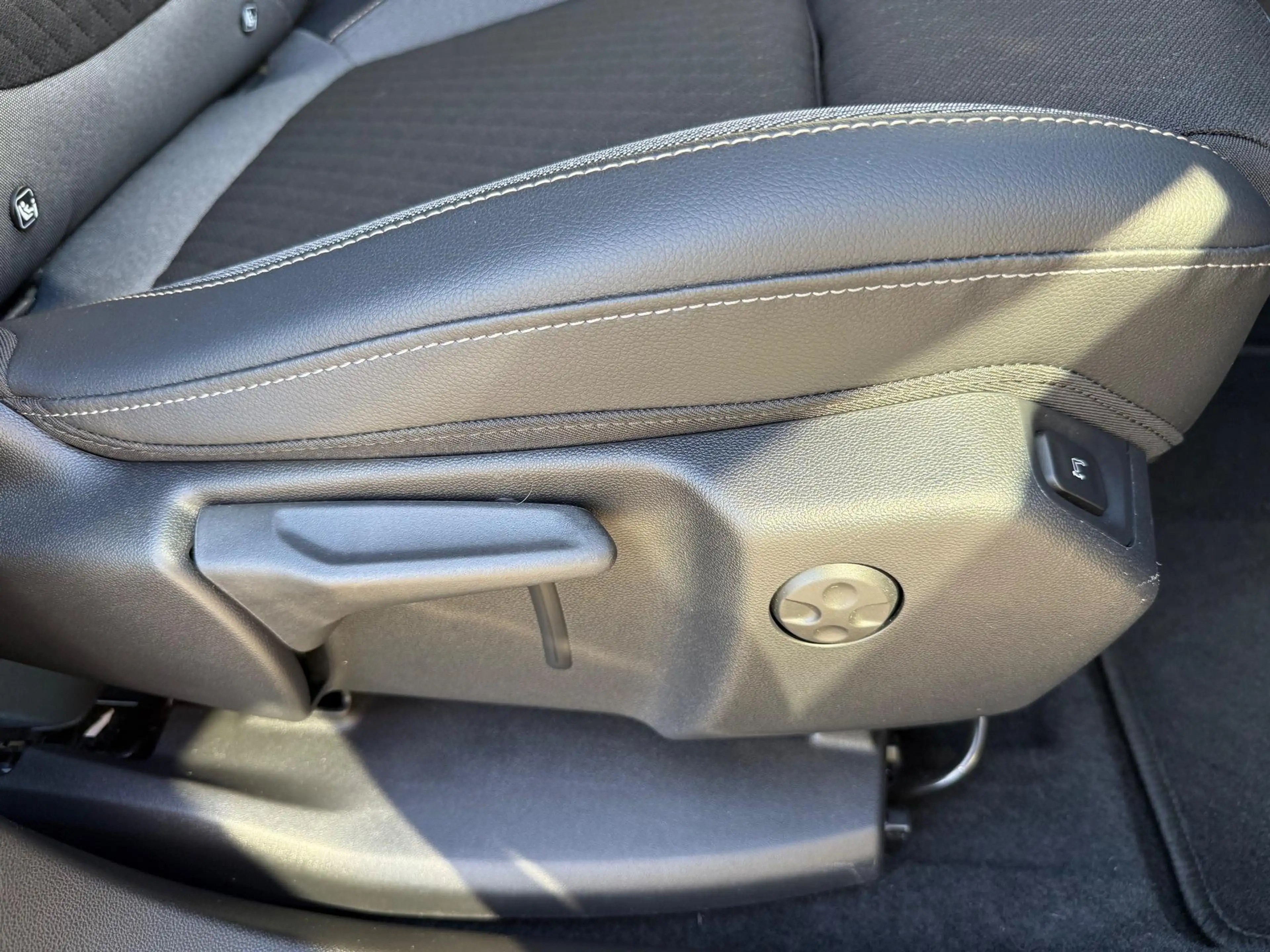 Opel Grandland X 1.5 D Elegance 96 kW (131 PS), Autom. 8-Gang, F... — photo 29