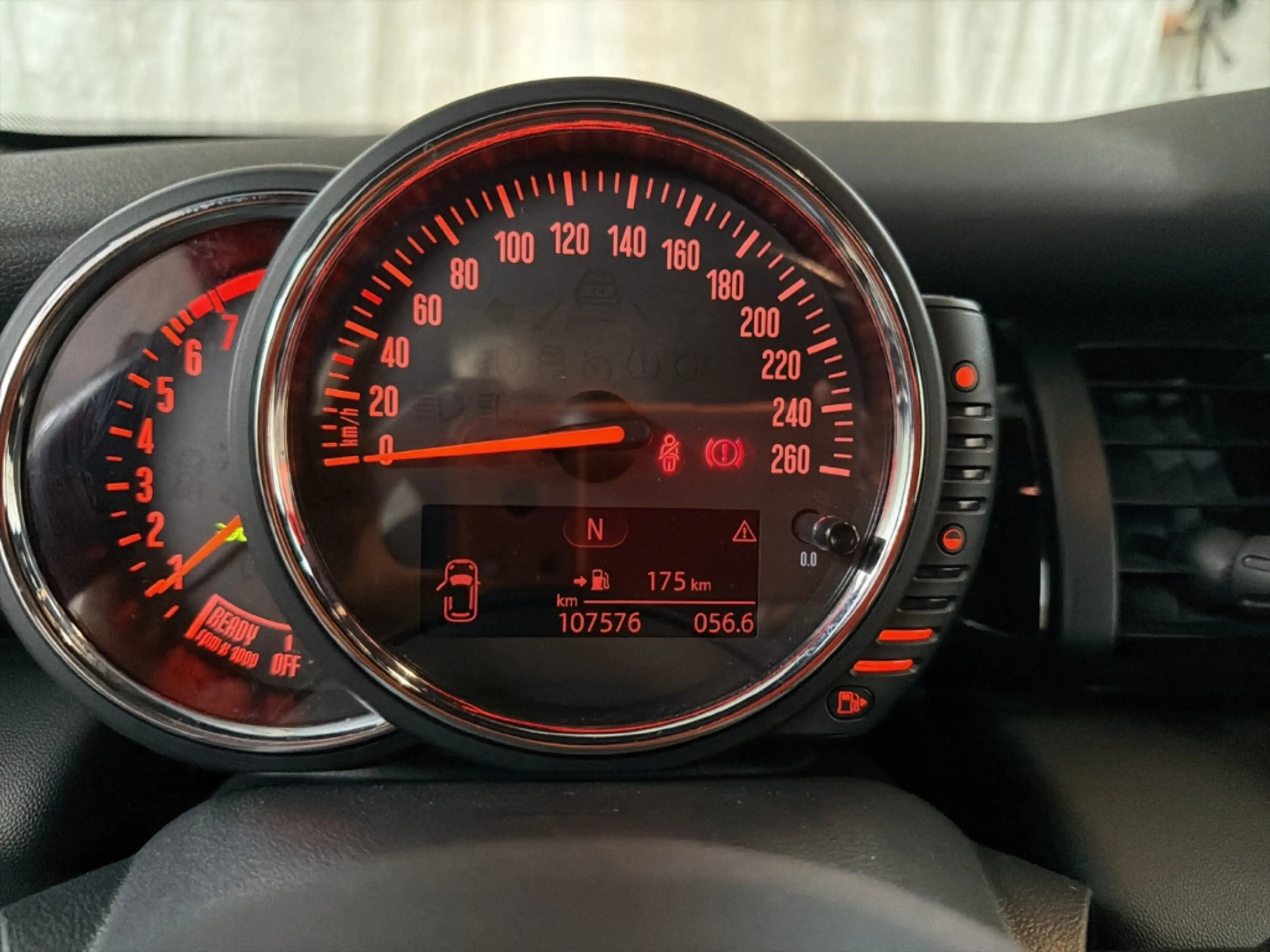 MINI Cooper S Seven Chili LED NAVI LEDER TEMPOMAT PDC — photo 17