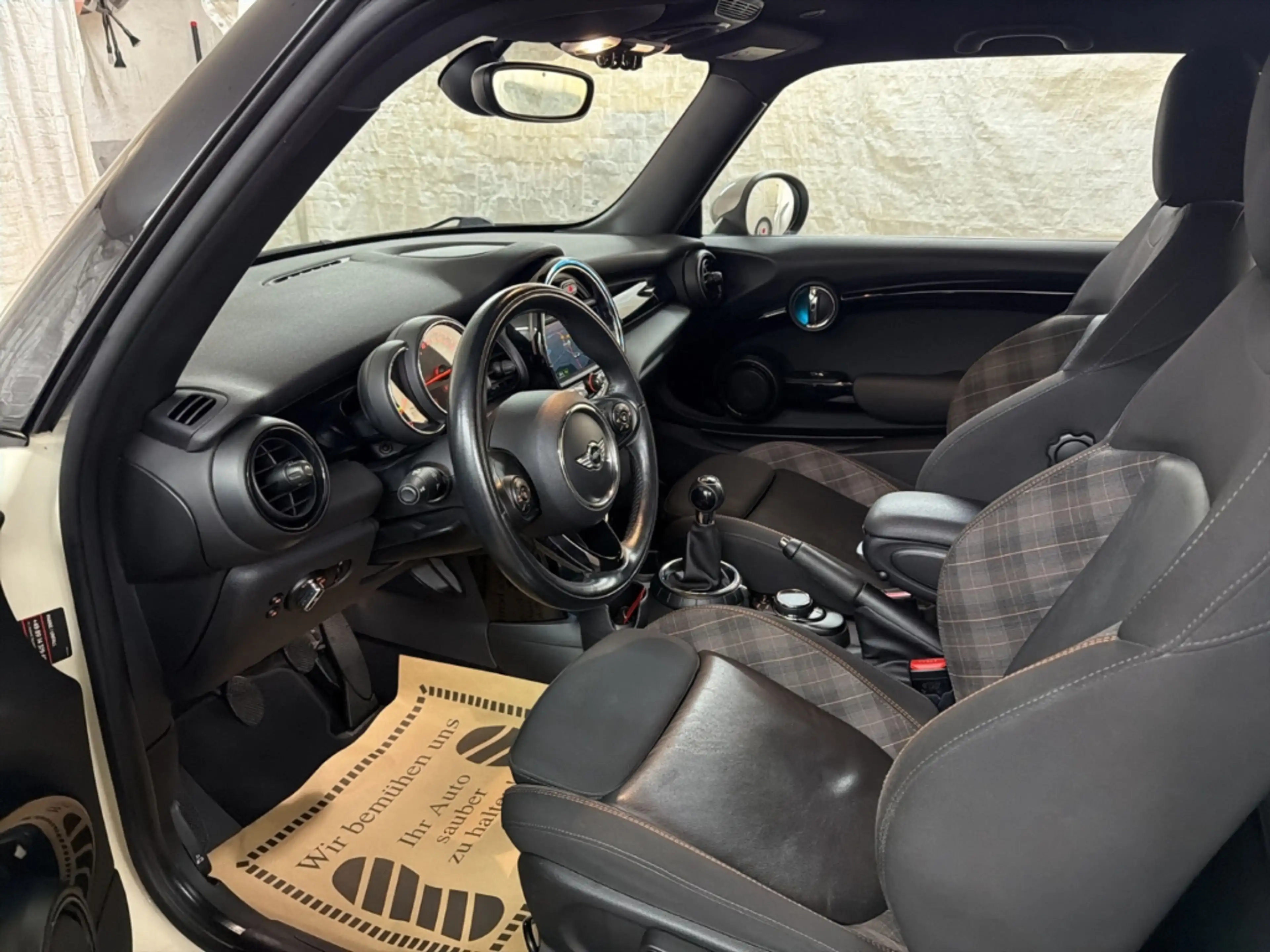 MINI Cooper S Seven Chili LED NAVI LEDER TEMPOMAT PDC — photo 13