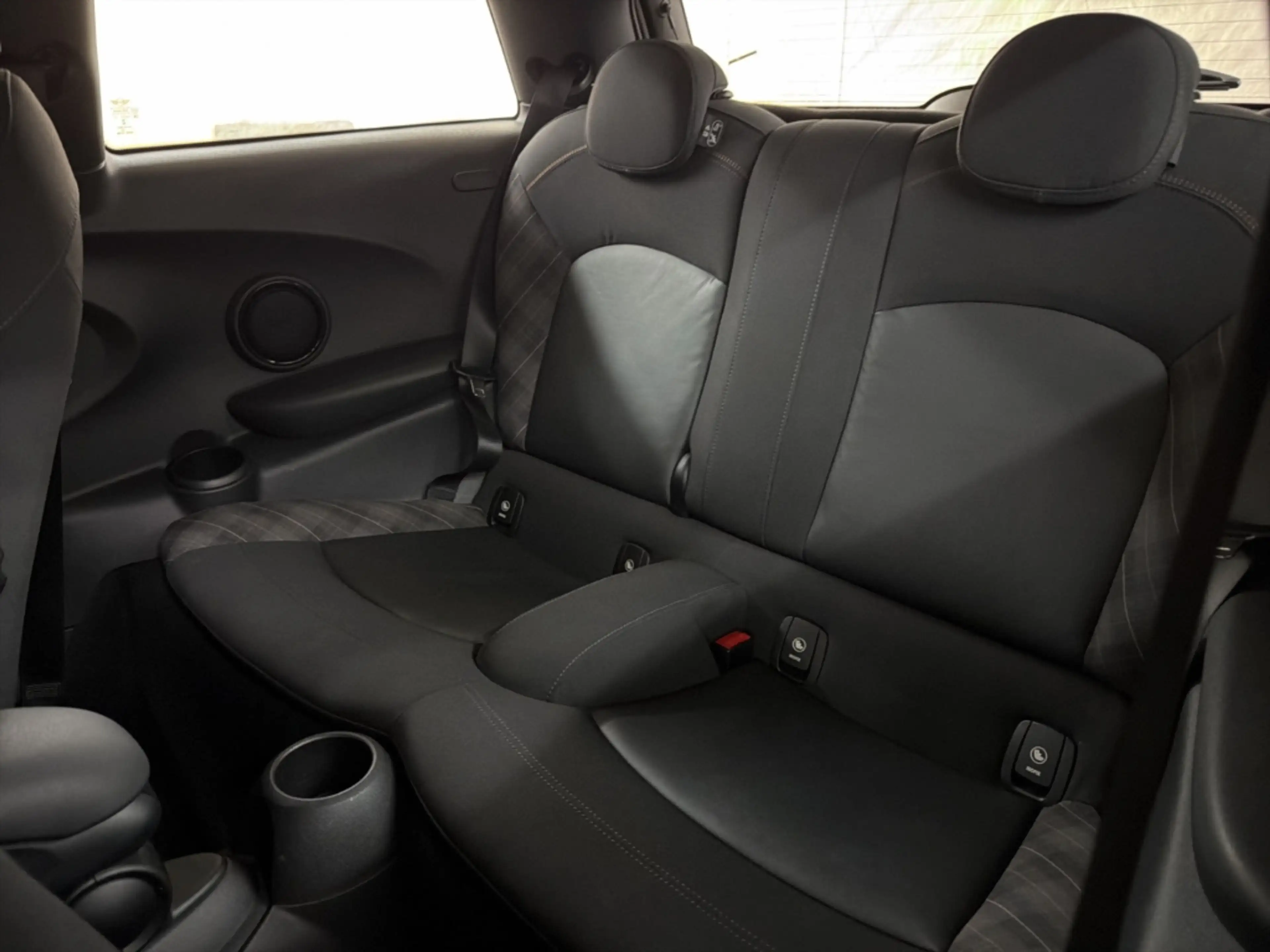 MINI Cooper S Seven Chili LED NAVI LEDER TEMPOMAT PDC — photo 12