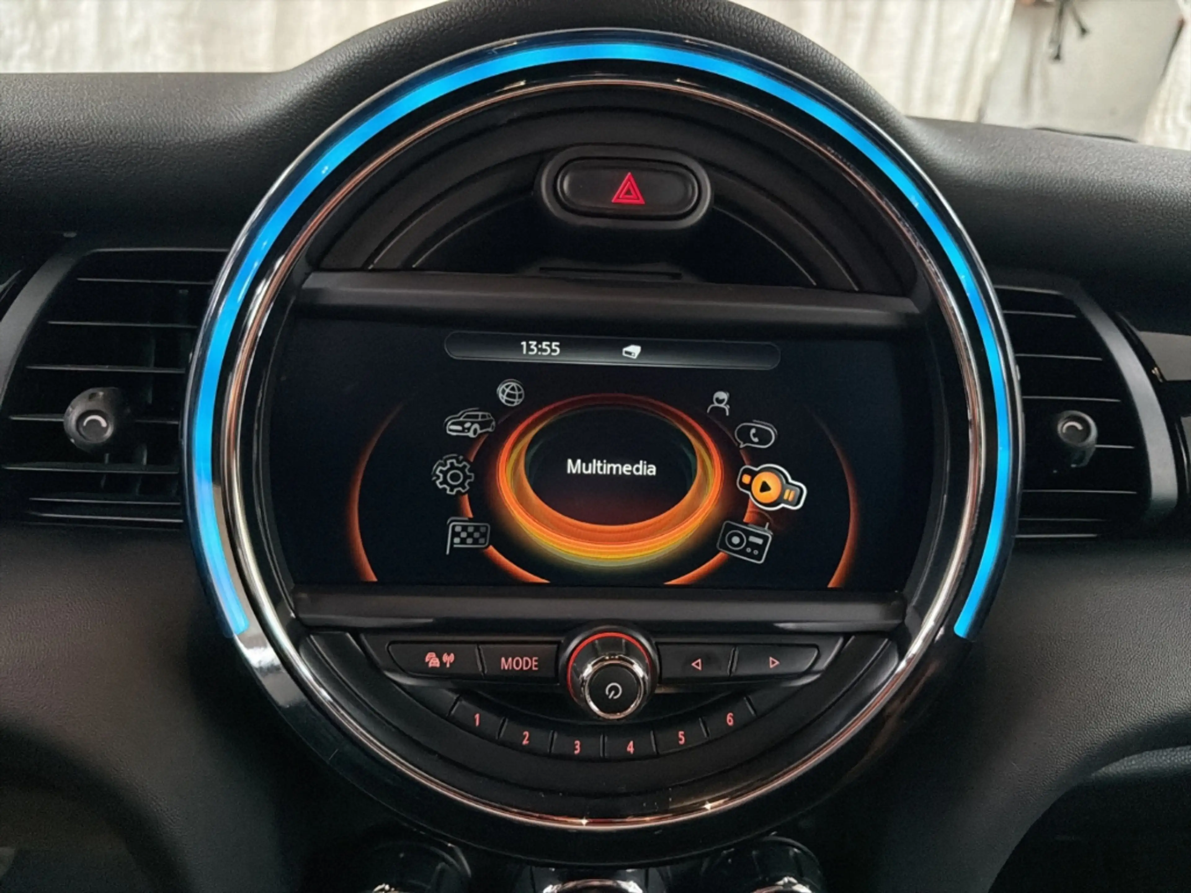 MINI Cooper S Seven Chili LED NAVI LEDER TEMPOMAT PDC — photo 18