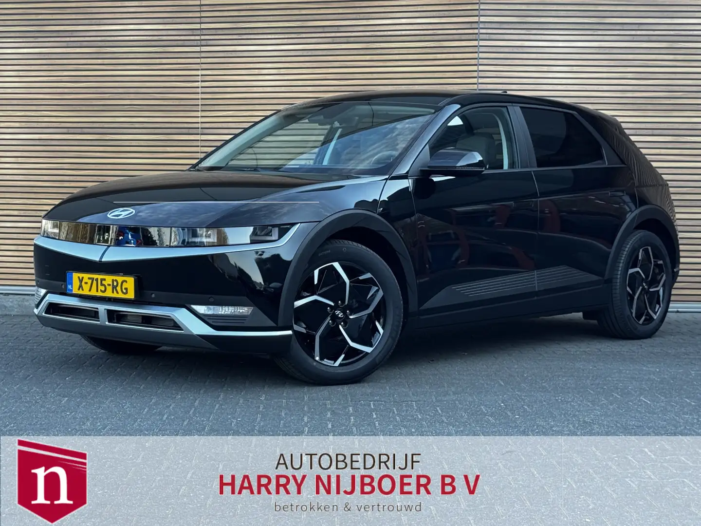 Hyundai IONIQ 5 Connect 58 kWh Camera / Bose / Standkachel / Winte Zwart - 1
