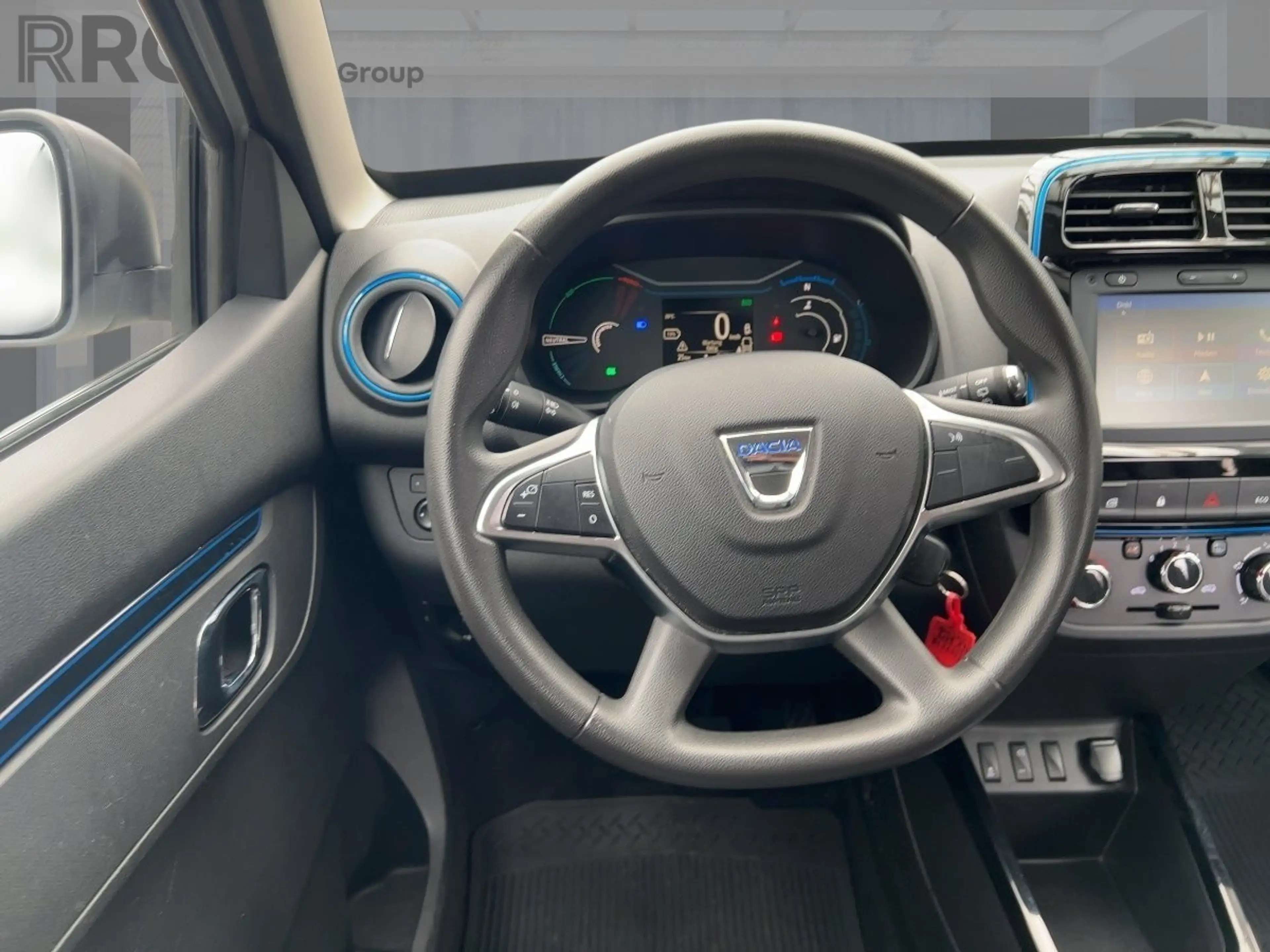 Dacia Spring Business 45 CCS — photo 11