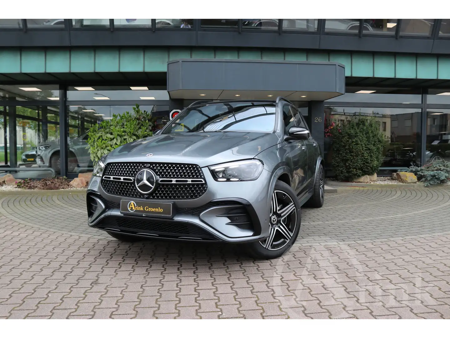 Mercedes-Benz GLE 400 e 4MATIC AMG Line Premium Plus Trekhaak, Multicont Grijs - 2