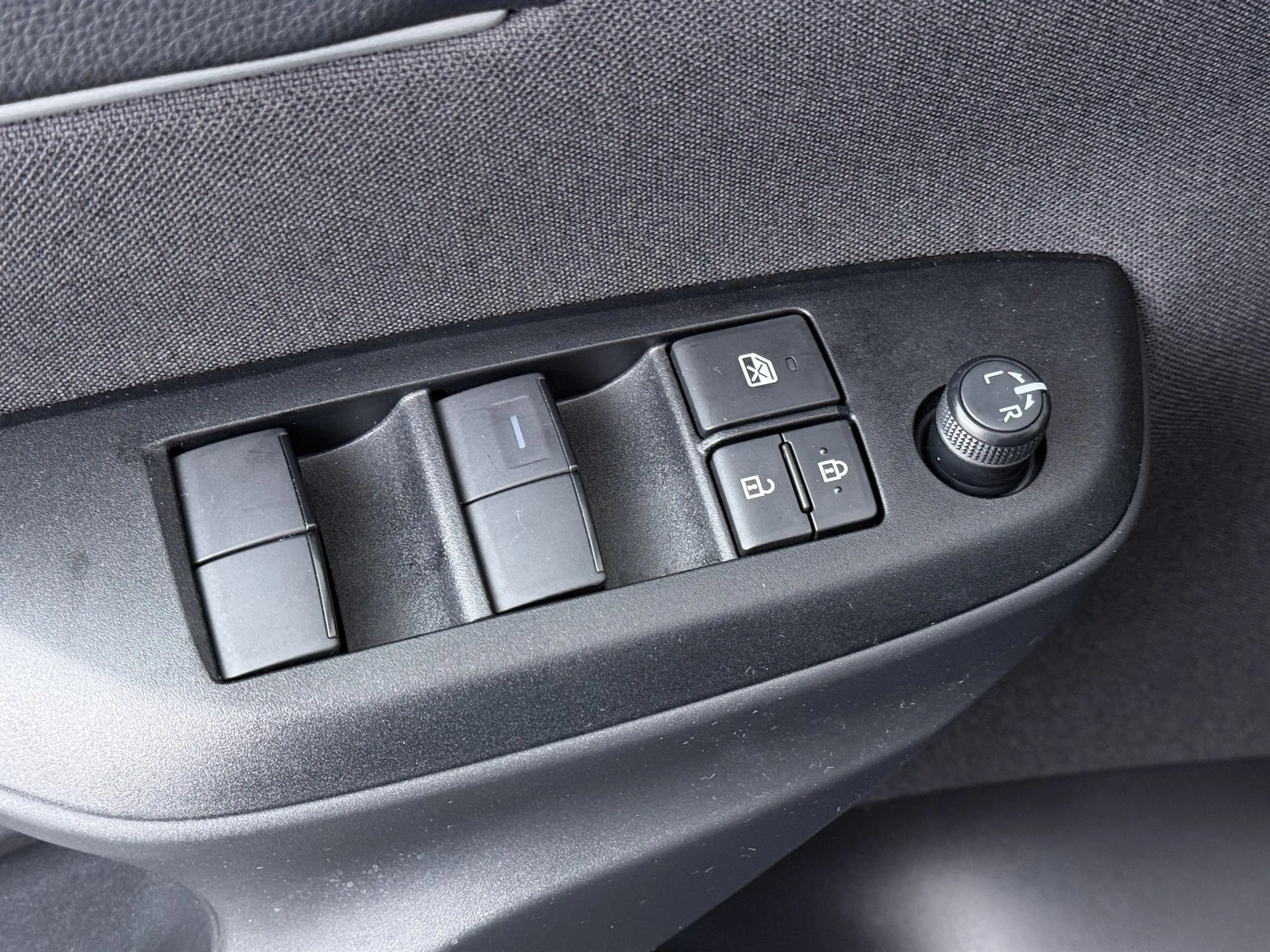 Toyota Yaris Cross 1.5 Hybrid 115 First Edition - Navigatie - Camera — photo 27
