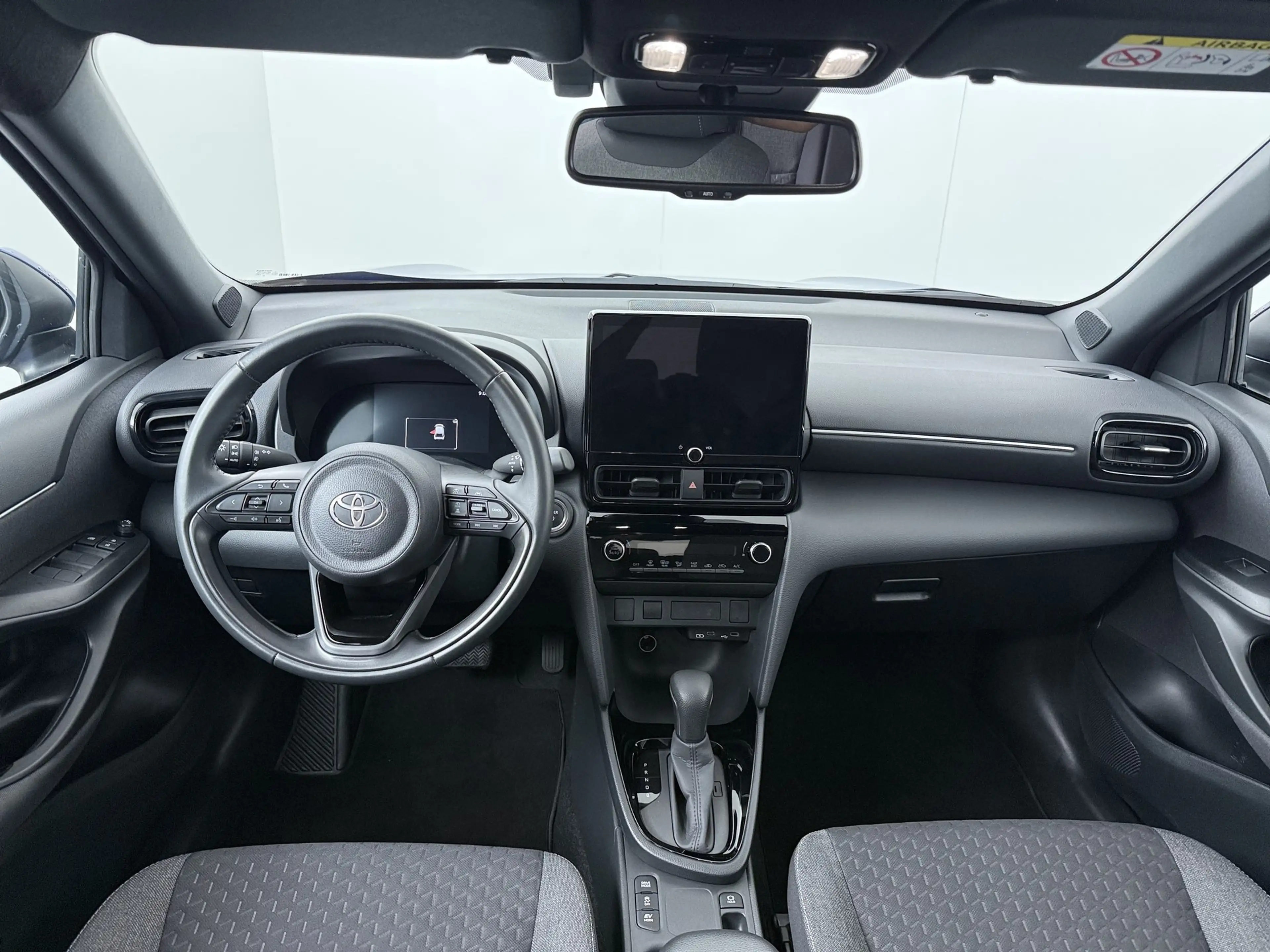 Toyota Yaris Cross 1.5 Hybrid 115 First Edition - Navigatie - Camera — photo 22
