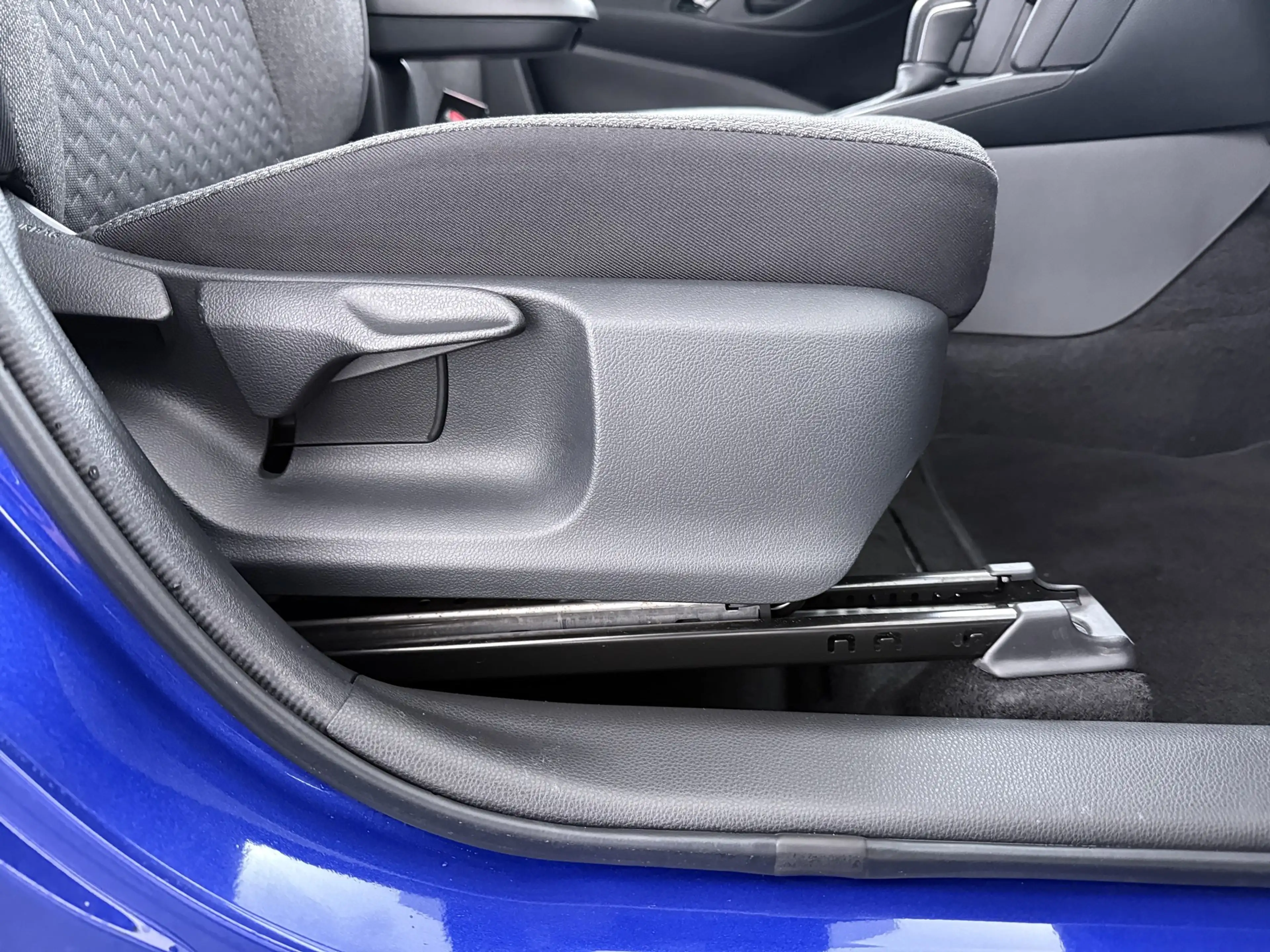 Toyota Yaris Cross 1.5 Hybrid 115 First Edition - Navigatie - Camera — photo 25