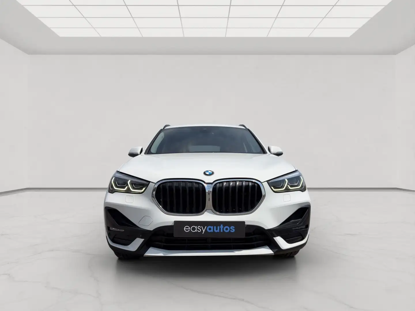 BMW X1 sDrive18i Sportline;Ö-PAKET;R-KAMERA;SITZHZG;LED Weiß - 2