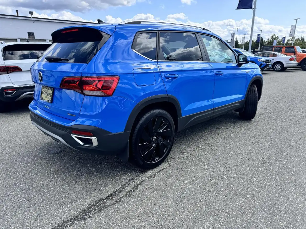 Volkswagen Taos снимка Volkswagen Taos