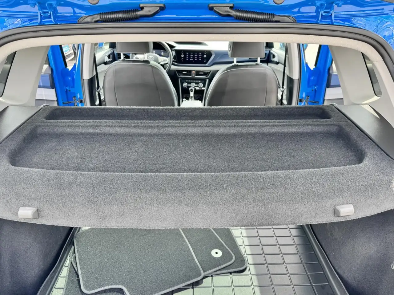Volkswagen Taos снимка Volkswagen Taos