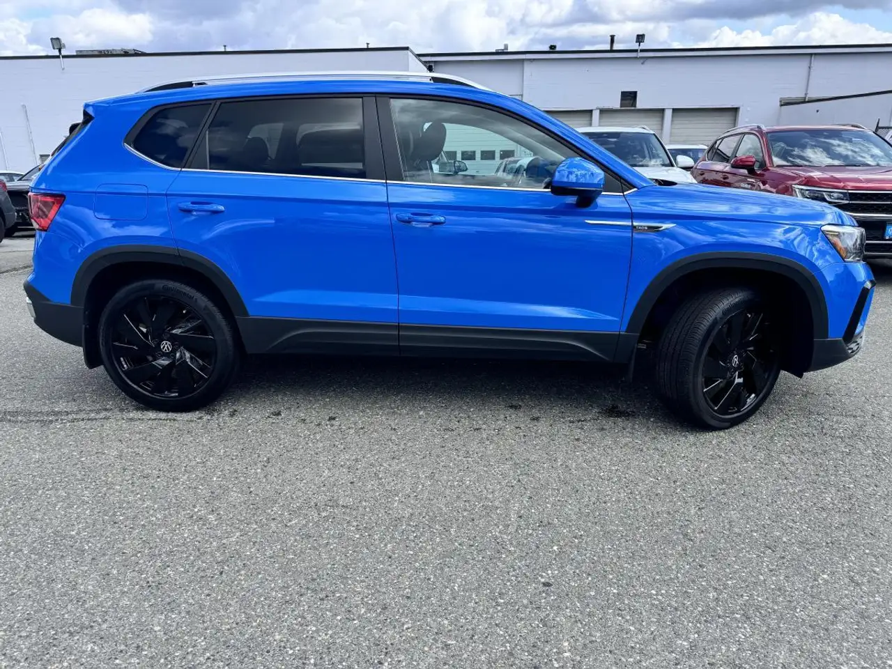 Volkswagen Taos снимка Volkswagen Taos