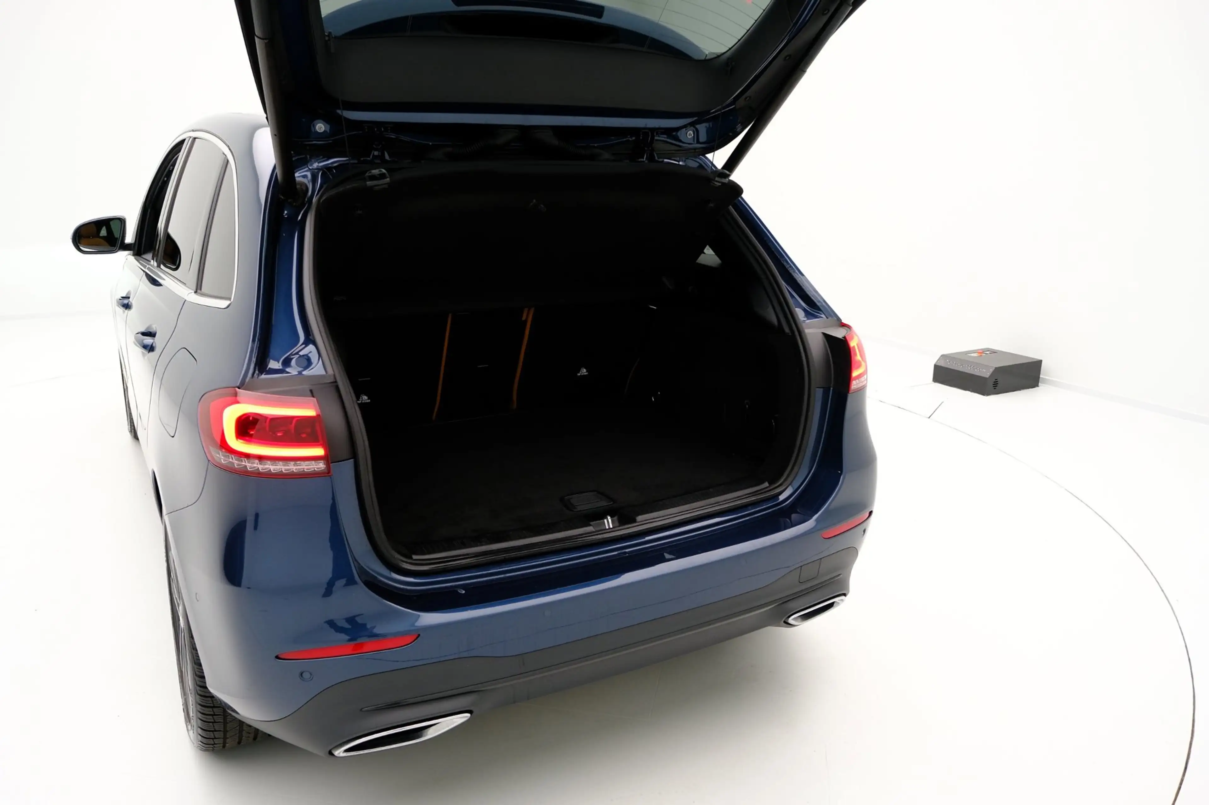 Mercedes-Benz B 180 Launch Edition Aut. 1e eig.|Pano|Clima|Leer|Cam|PD — photo 10