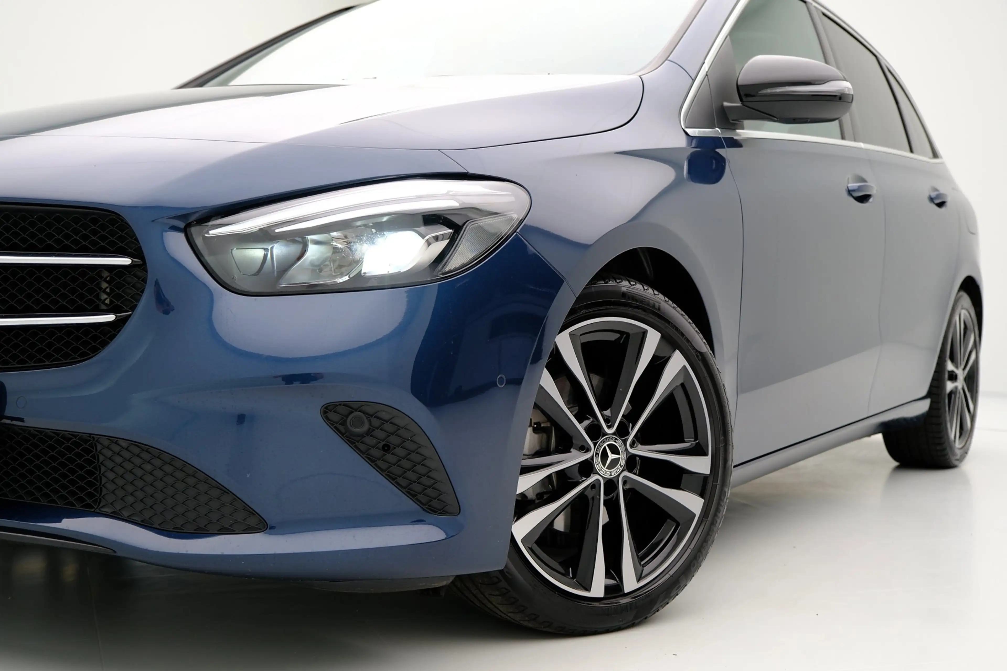 Mercedes-Benz B 180 Launch Edition Aut. 1e eig.|Pano|Clima|Leer|Cam|PD — photo 30