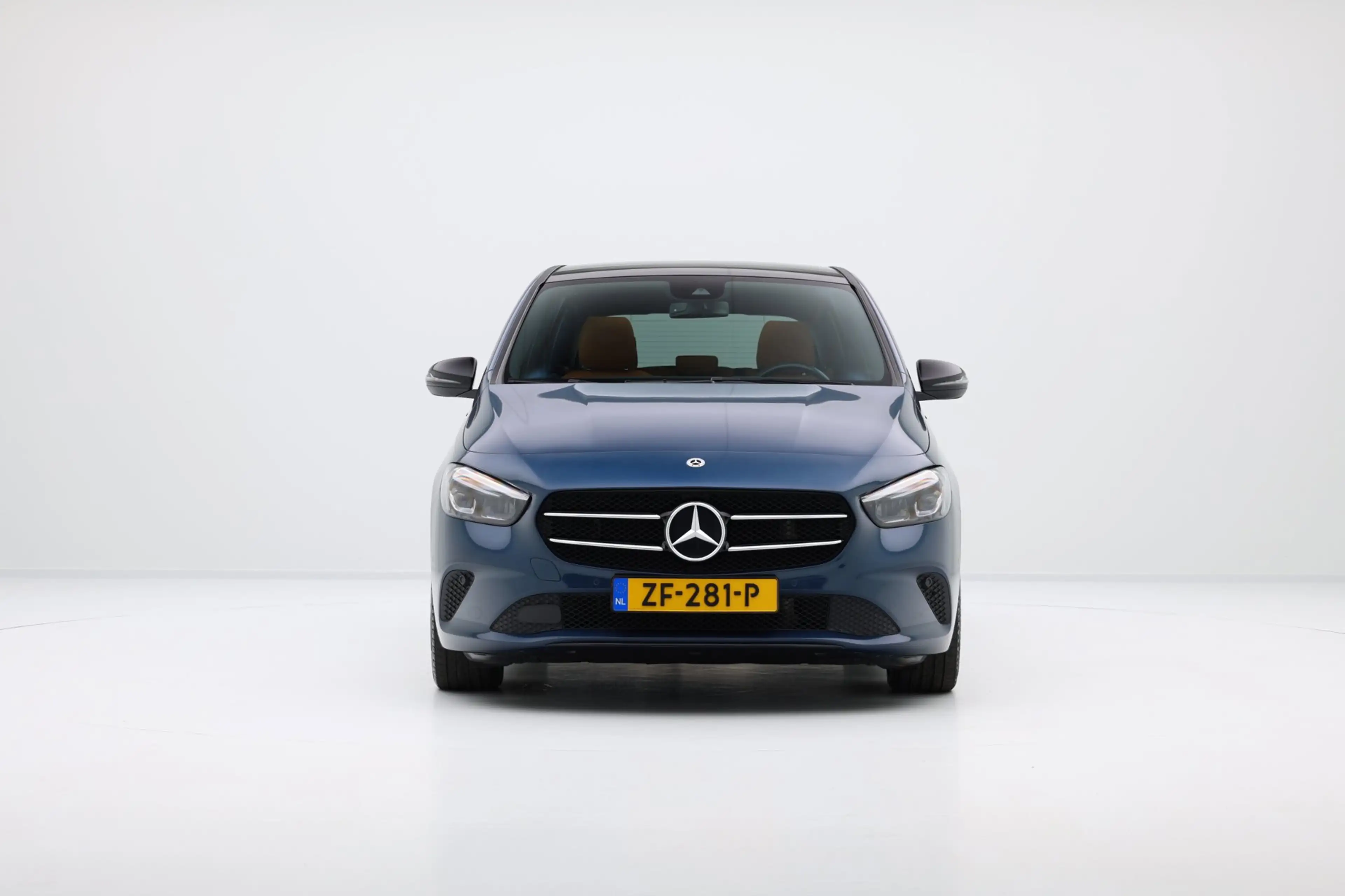 Mercedes-Benz B 180 Launch Edition Aut. 1e eig.|Pano|Clima|Leer|Cam|PD — photo 7