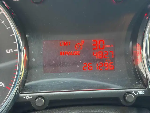 Peugeot 5008 view 7